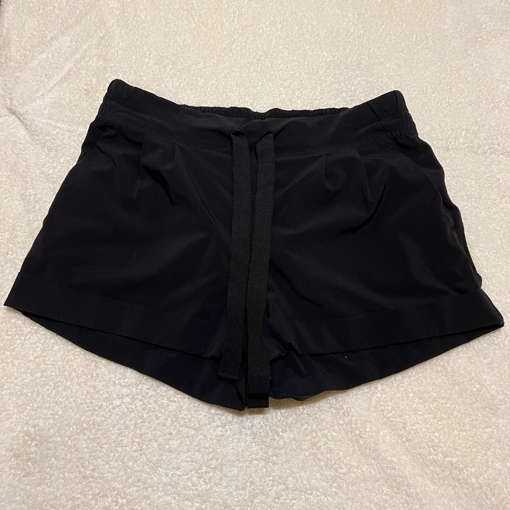 Lululemon short